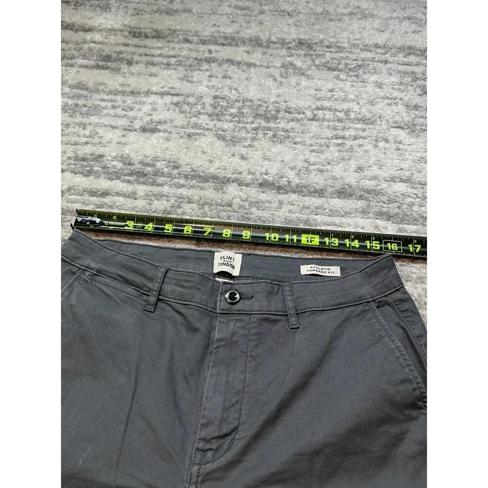 Flint and Tinder Pants Mens 32x30 Gray Athletic Tapered Fit Chino Twill
